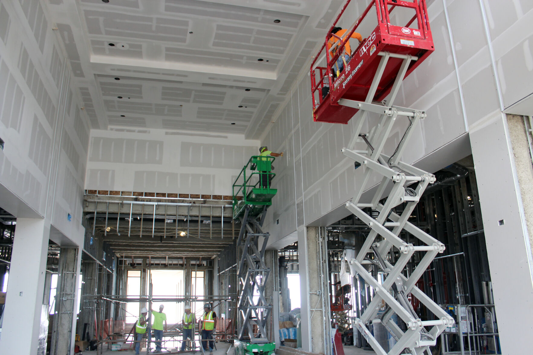 Construction on new Paris Landing hotel enters final stretch